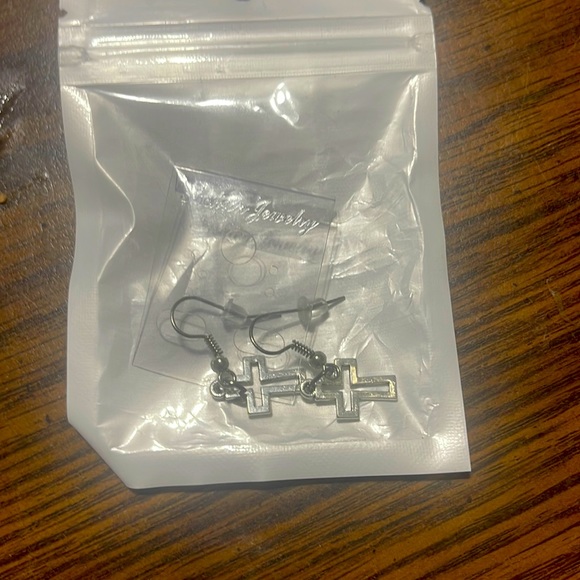 Hand made cross earrings - Picture 1 of 1